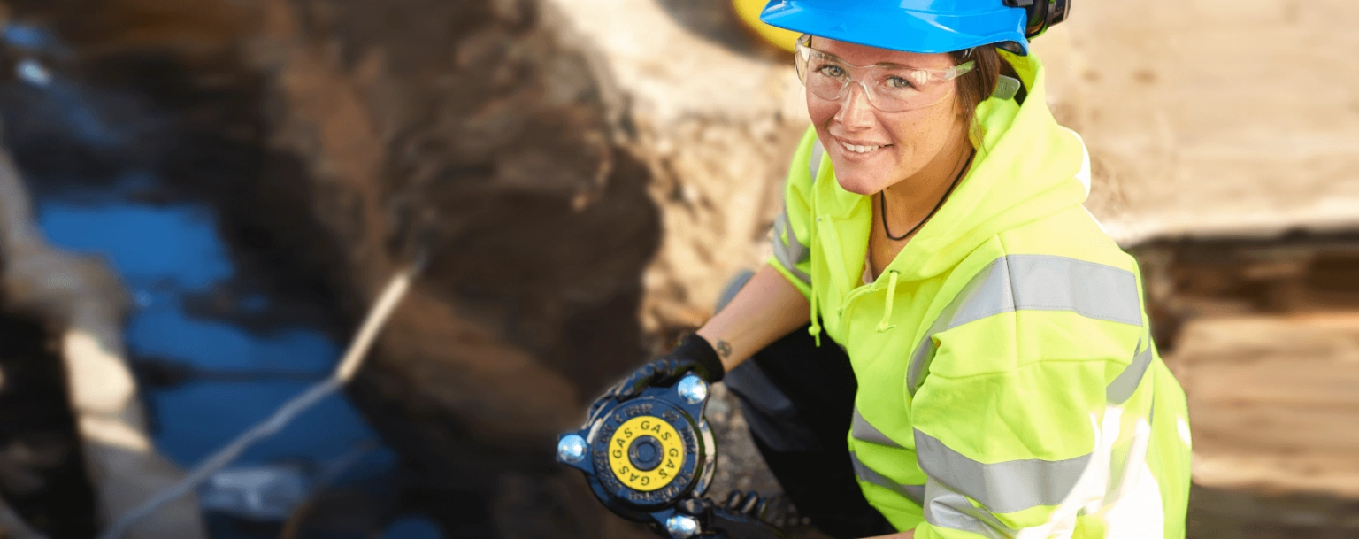 Engineer working with gas
